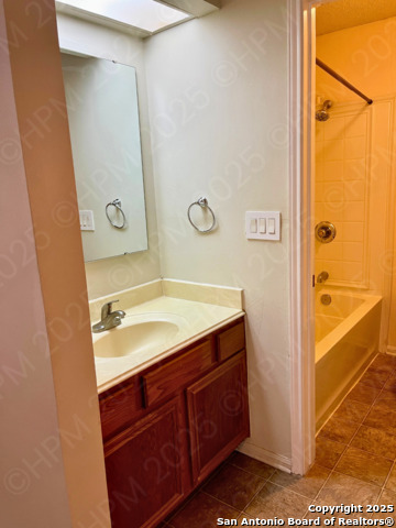 Image 11 of 14 For 4212 Medical Dr  401