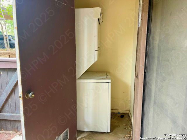 Image 8 of 14 For 4212 Medical Dr  401