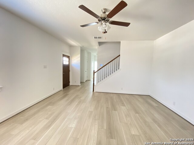 Image 2 of 21 For 6503 Casina Glen