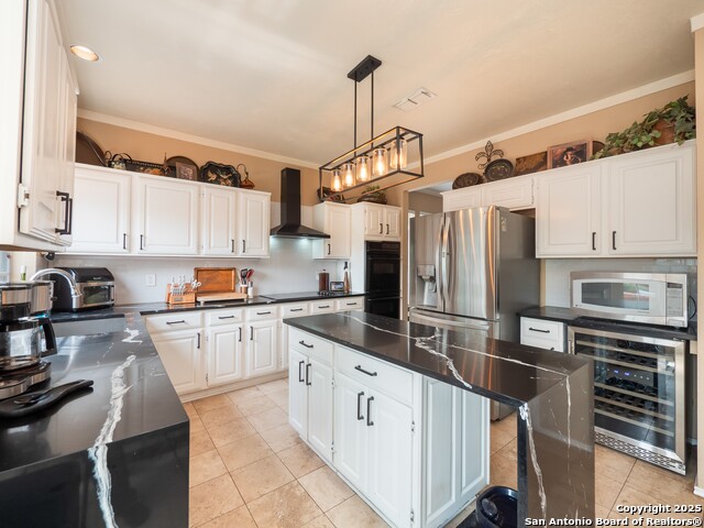 Listing photo id 14 for 13830 Morningbluff Dr