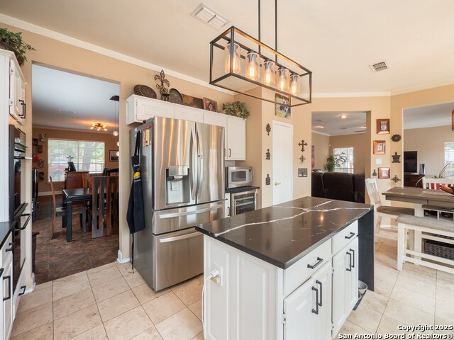 Listing photo id 16 for 13830 Morningbluff Dr