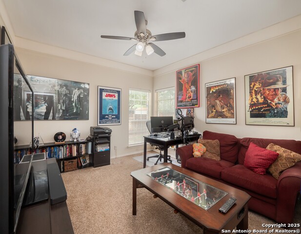 Listing photo id 17 for 13830 Morningbluff Dr