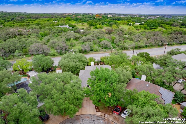 Listing photo id 48 for 13830 Morningbluff Dr
