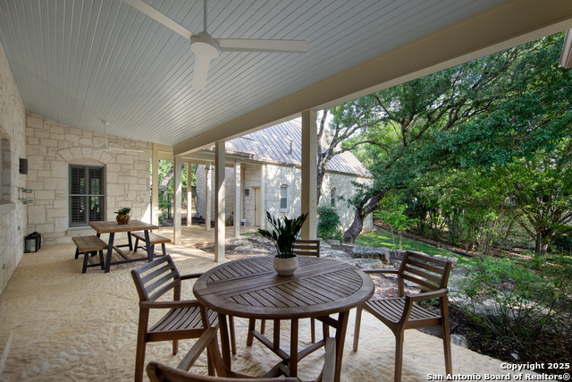 Listing photo id 26 for 2 Somerville