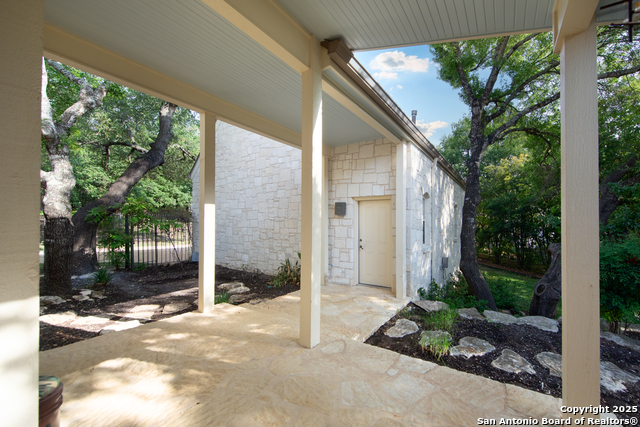 Listing photo id 27 for 2 Somerville