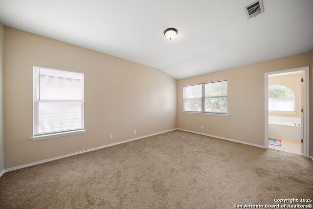 Listing photo id 13 for 9026 Foxgrove Way