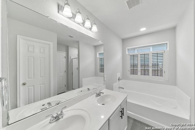 Image 18 of 28 For 4116 Whisper Pt