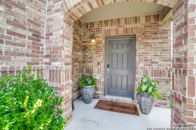 Listing photo id 1 for 3006 Mission Bell