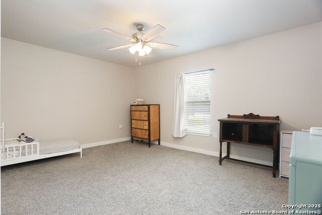 Listing photo id 16 for 6203 Callen Glen