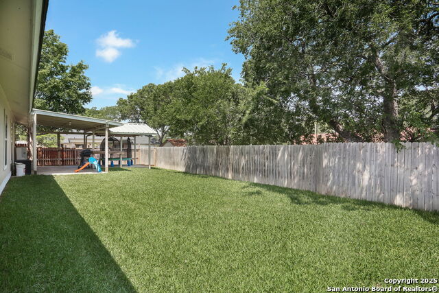 Listing photo id 21 for 6203 Callen Glen