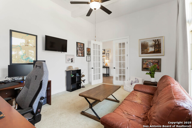 Listing photo id 15 for 1512 Aubrey Point