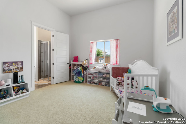 Listing photo id 21 for 1512 Aubrey Point