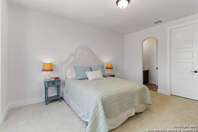 Listing photo id 26 for 1512 Aubrey Point