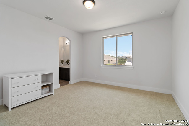 Listing photo id 30 for 1512 Aubrey Point