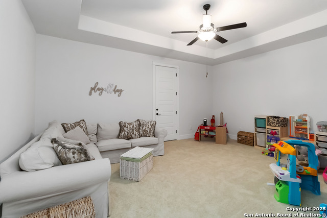 Listing photo id 31 for 1512 Aubrey Point