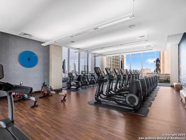 Image 21 of 23 For 610 Market Street E 3118
