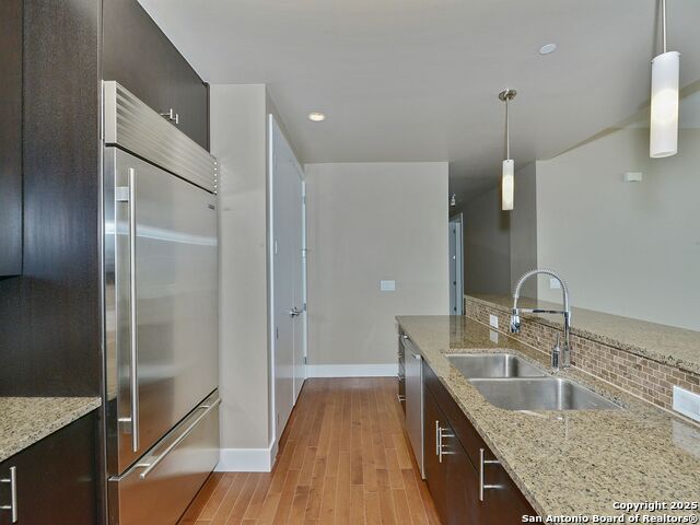 Image 8 of 23 For 610 Market Street E 3118