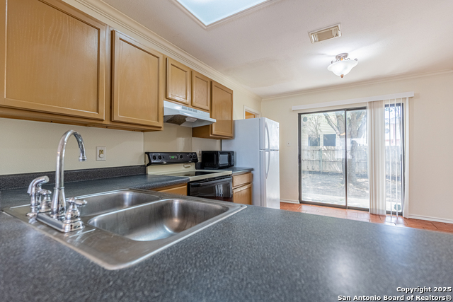Image 11 of 28 For 5023 River Kenton