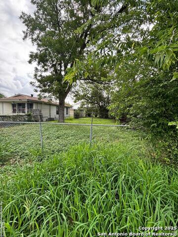 Image 2 of 5 For 1610 19th Sw