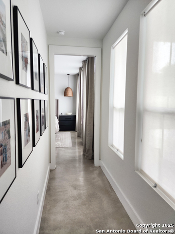 Listing photo id 36 for 620 Windway