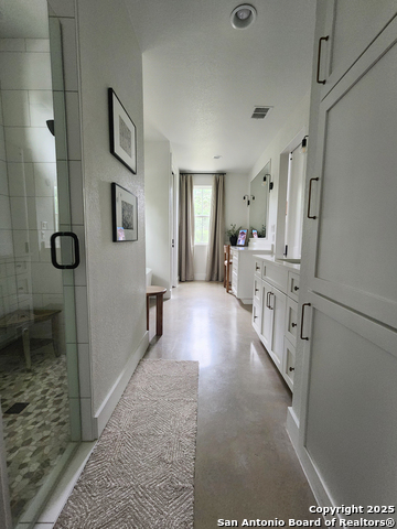 Listing photo id 39 for 620 Windway