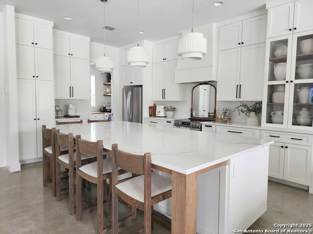 Listing photo id 7 for 620 Windway