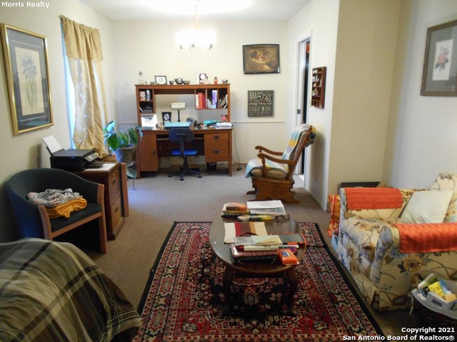 Image 5 of 13 For 8527 Selendine