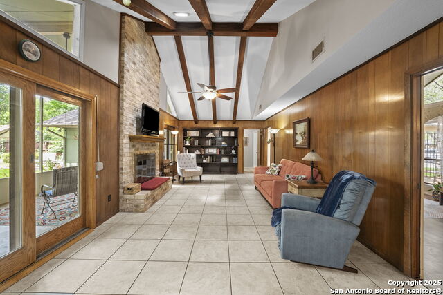 Listing photo id 13 for 9219 George Kyle St