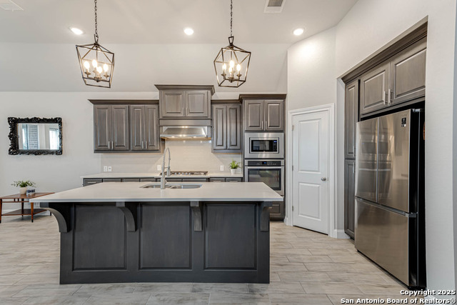 Listing photo id 11 for 9011 Quail Gate