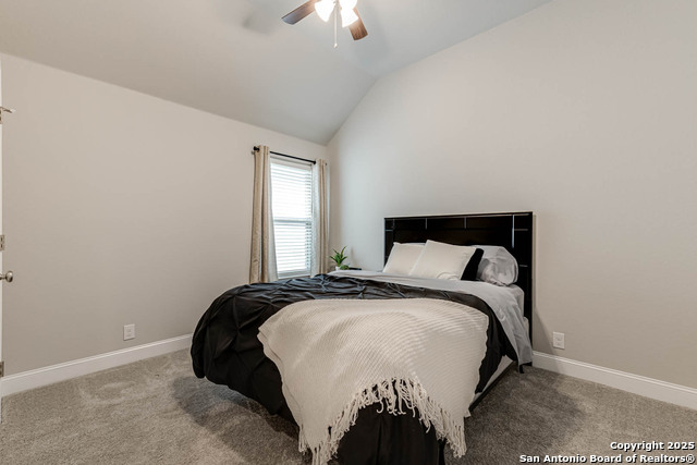 Listing photo id 31 for 9011 Quail Gate