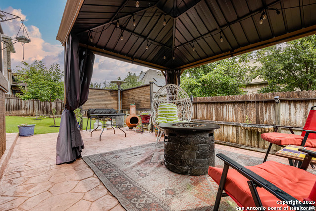 Listing photo id 33 for 9011 Quail Gate