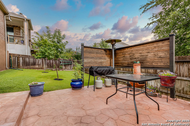 Listing photo id 34 for 9011 Quail Gate