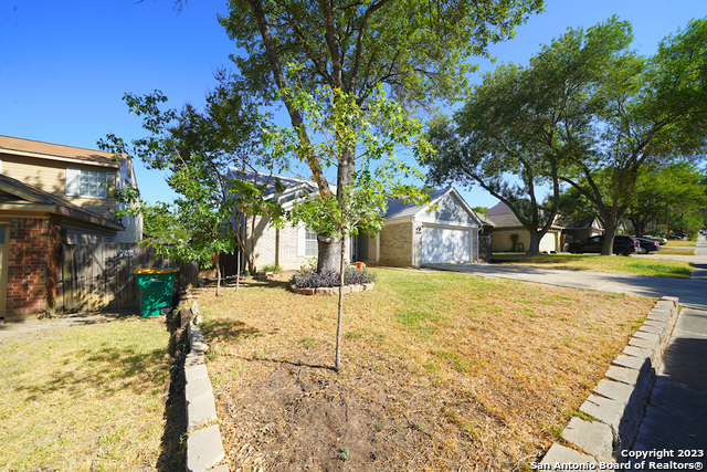 Image 4 of 39 For 713 Meadow Top