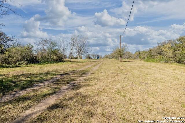 Image 23 of 37 For 304 9th E 