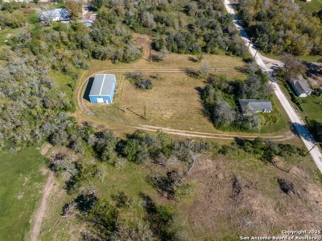 Image 28 of 37 For 304 9th E 
