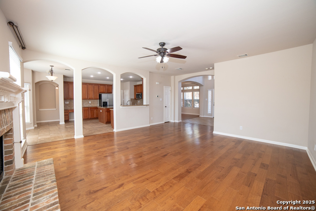 Image 10 of 33 For 7 Roan Heights
