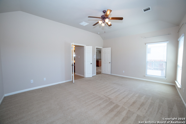 Image 18 of 33 For 7 Roan Heights