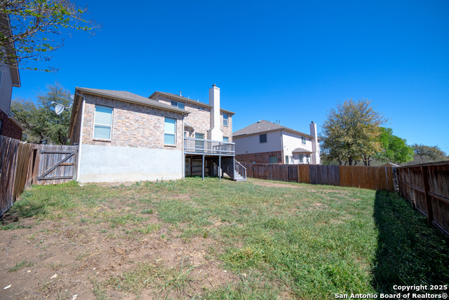 Image 28 of 33 For 7 Roan Heights