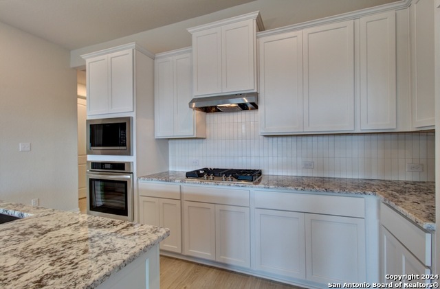 Image 3 of 26 For 1752 Heritage Maples