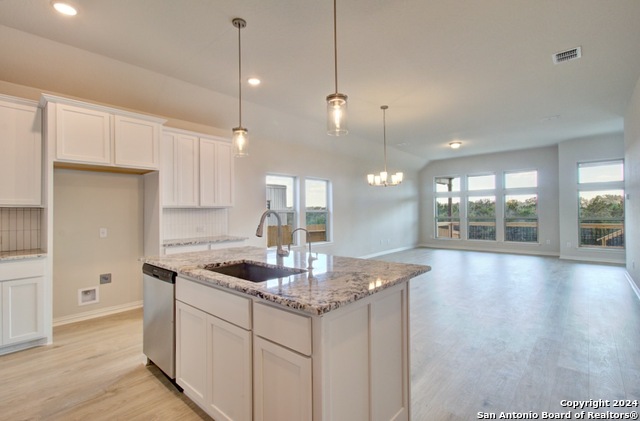 Image 4 of 26 For 1752 Heritage Maples