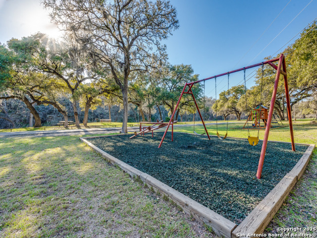 Image 10 of 13 For 223 Lakeview