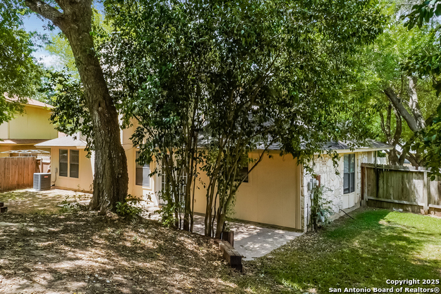 Image 16 of 17 For 10218 Grand Meadow