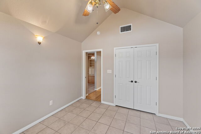 Image 12 of 32 For 215 Bonner Blvd