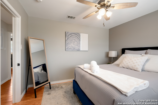 Image 20 of 28 For 127 Silver Sands Dr E 127