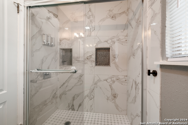 Image 25 of 28 For 127 Silver Sands Dr E 127
