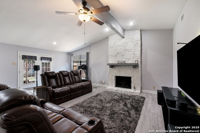 Image 10 of 32 For 11943 Dawnhaven St