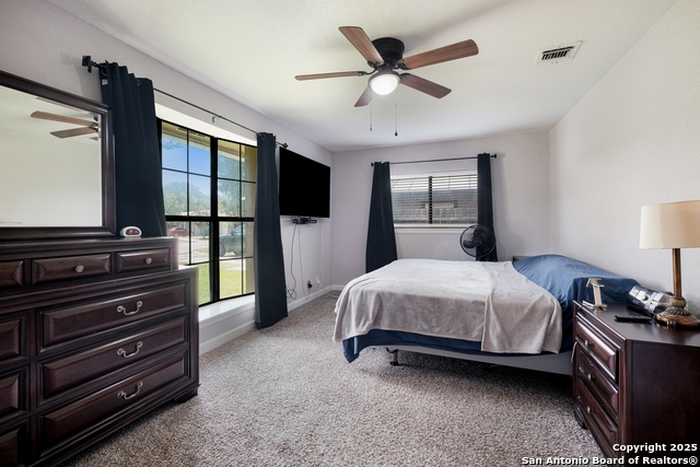 Image 18 of 32 For 11943 Dawnhaven St
