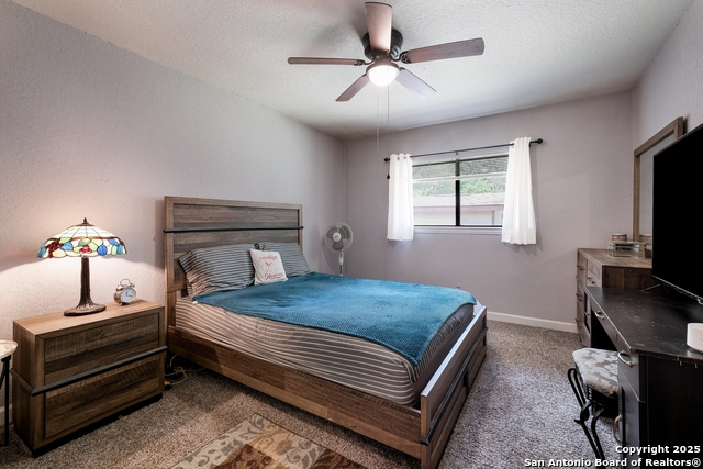 Image 25 of 32 For 11943 Dawnhaven St