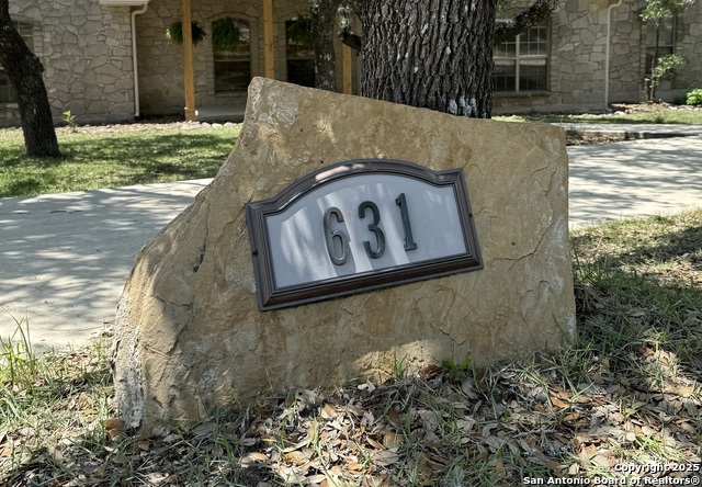Image 2 of 82 For 631 Dresden Wood Drive