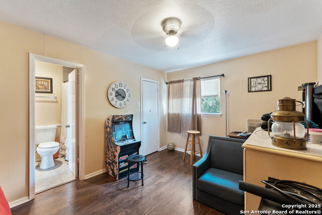 Image 10 of 12 For 6611 Southpoint St  B124